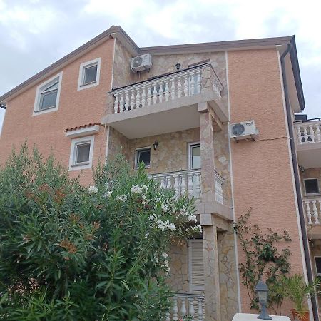 Apartments Vesna Nova Vas  Extérieur photo