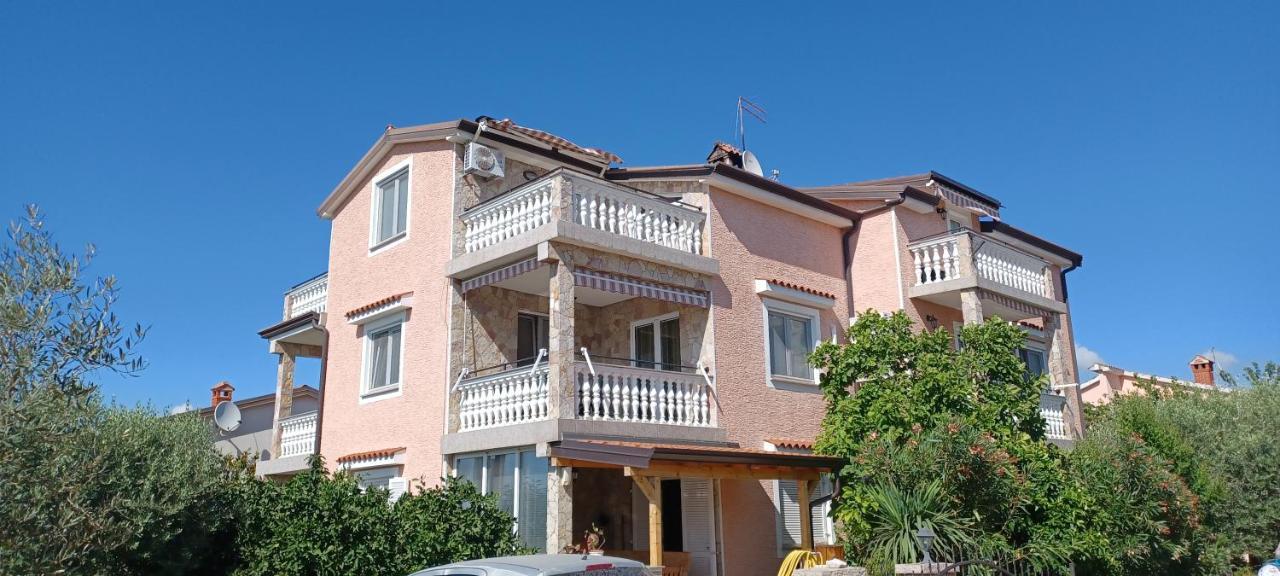 Apartments Vesna Nova Vas  Extérieur photo