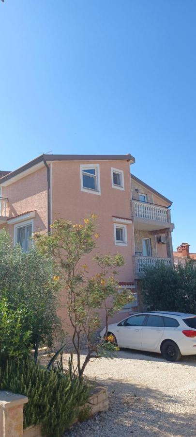 Apartments Vesna Nova Vas  Extérieur photo